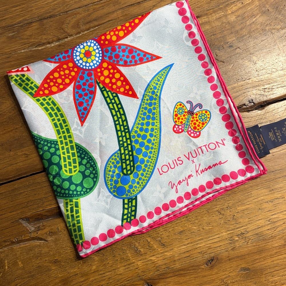 Louis Vuitton Yayoi Kusama Silk Scarf